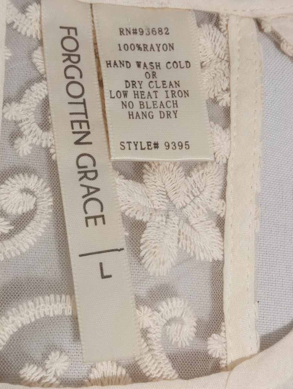 Forgotten Grace Lace Embroidered Tank Top Sheer Boho Sleeveless Cream Blouse L - Picture 4 of 7